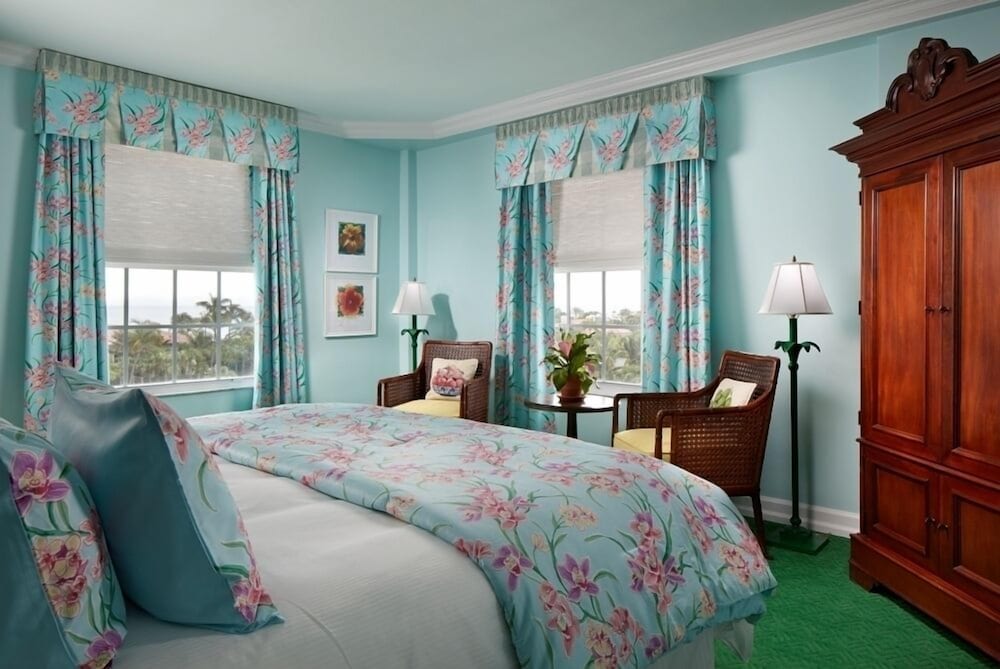 Colony Palm Beach 19/59