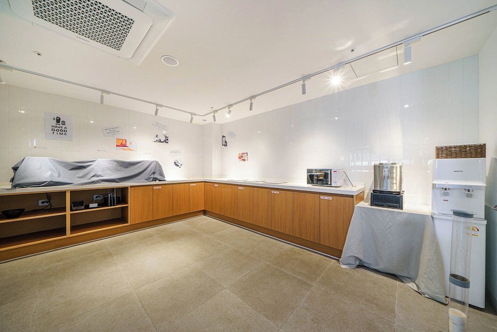 Hotel Kenny Gijang 11/43