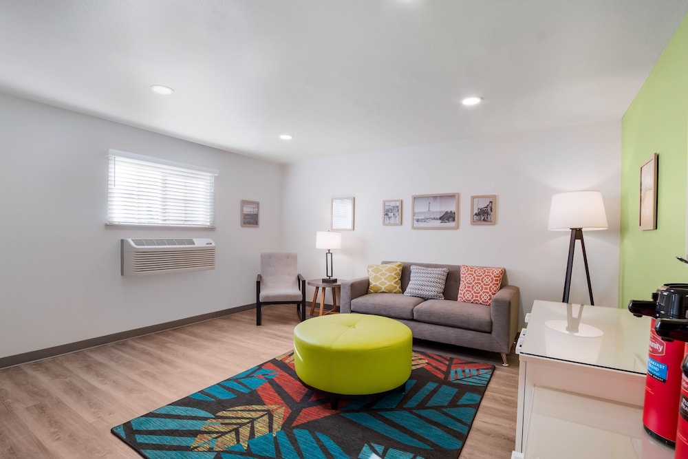 WoodSpring Suites Nashville Airport 21/29