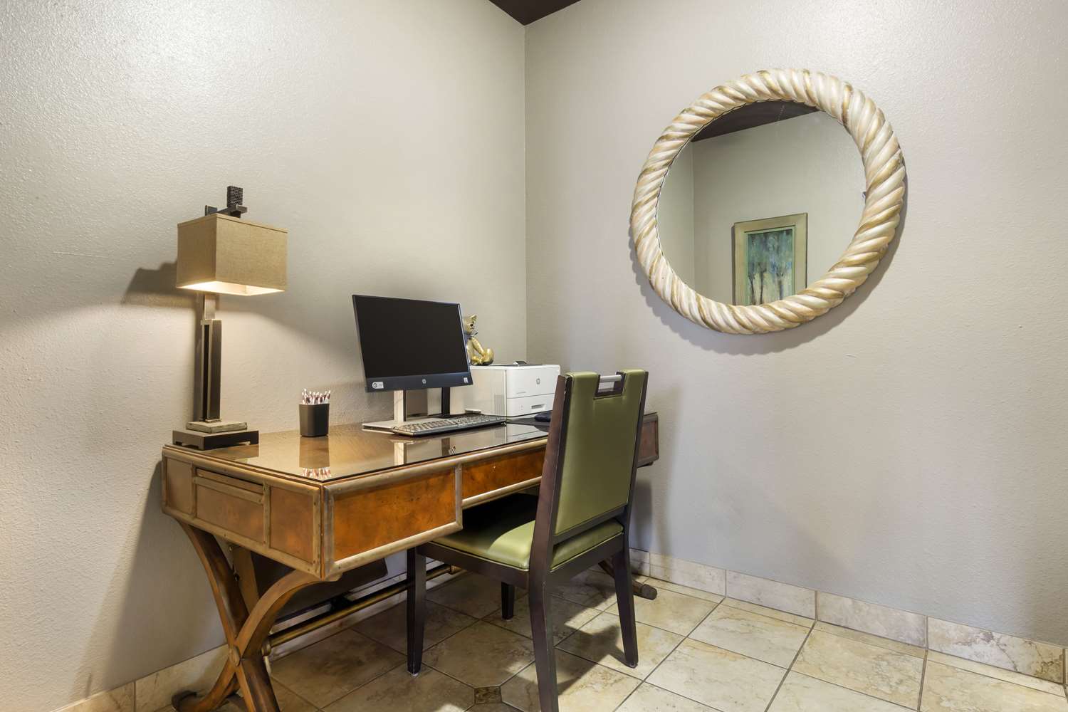 Best Western Plus Yakima Hotel 51/61