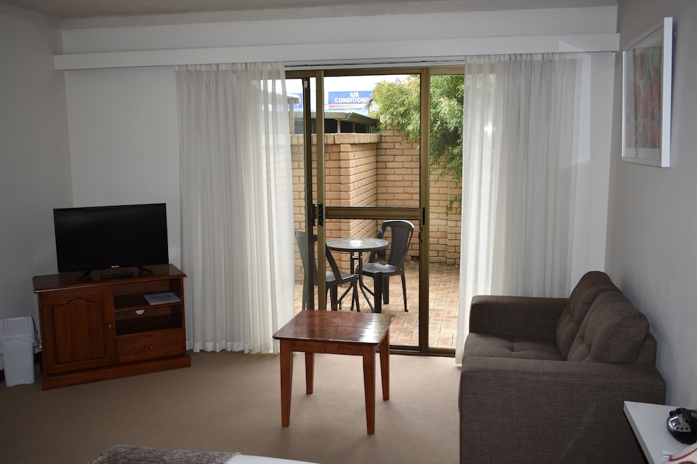 Admiral Motel Bunbury 39/59
