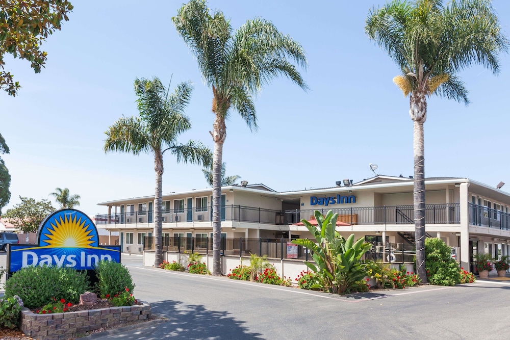 Days Inn By Wyndham Santa Maria 1/18