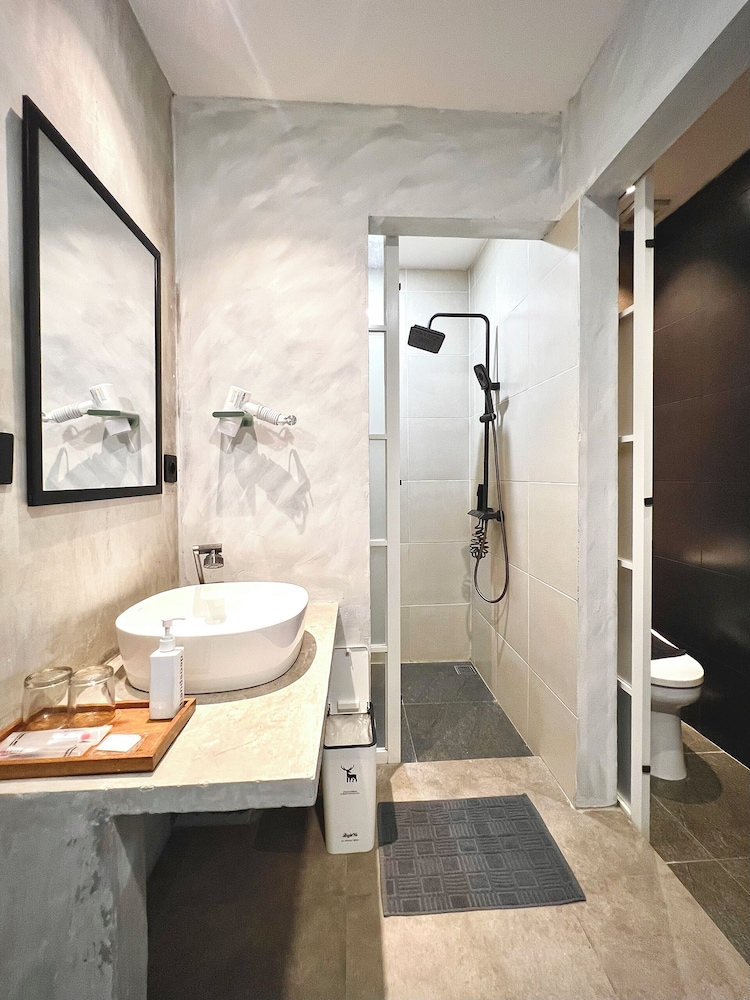 The Amartya Jogjakarta Hotel 48/49