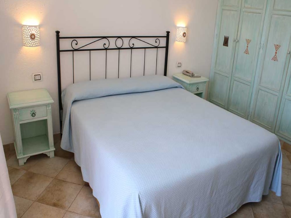 CLASSIC, DOUBLE BED