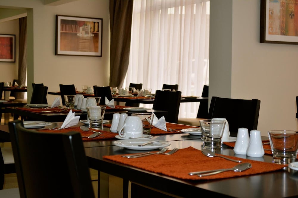 New Brookfields Hotel 32/43