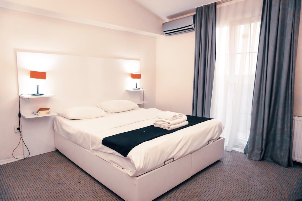 Arkem 1 Hotel 10/55
