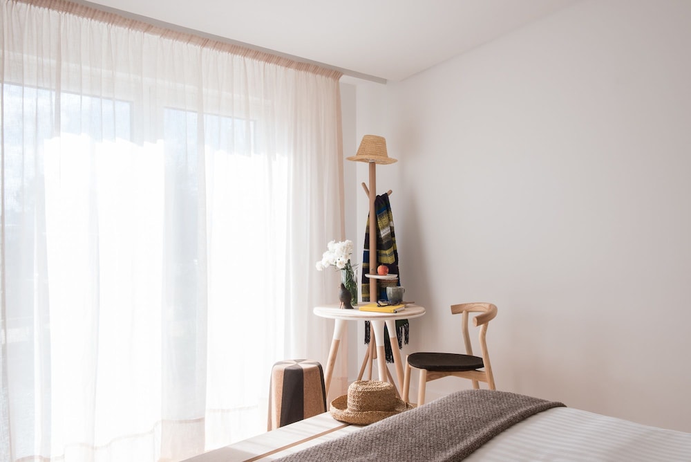 Craveiral Farmhouse by Belong Staying & Feeling 16/38