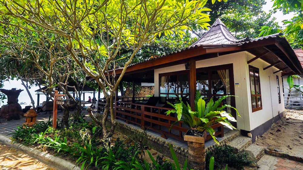 CHAWENG BURI RESORT 4/50