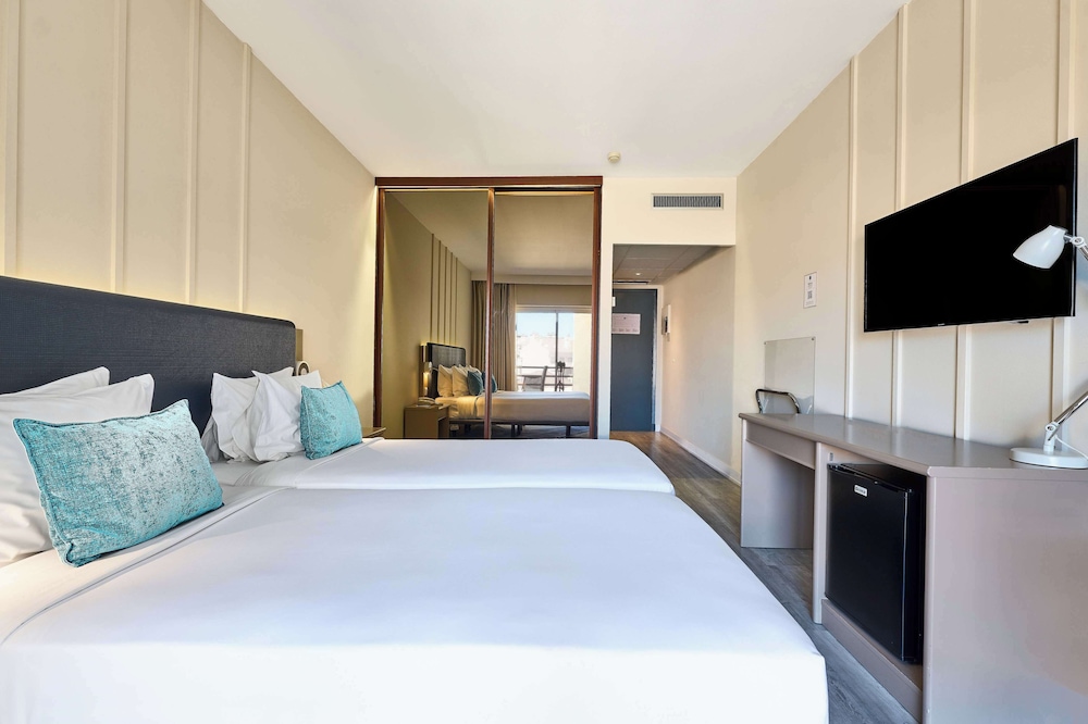 TRYP by Wyndham Lisboa Caparica Mar 10/49