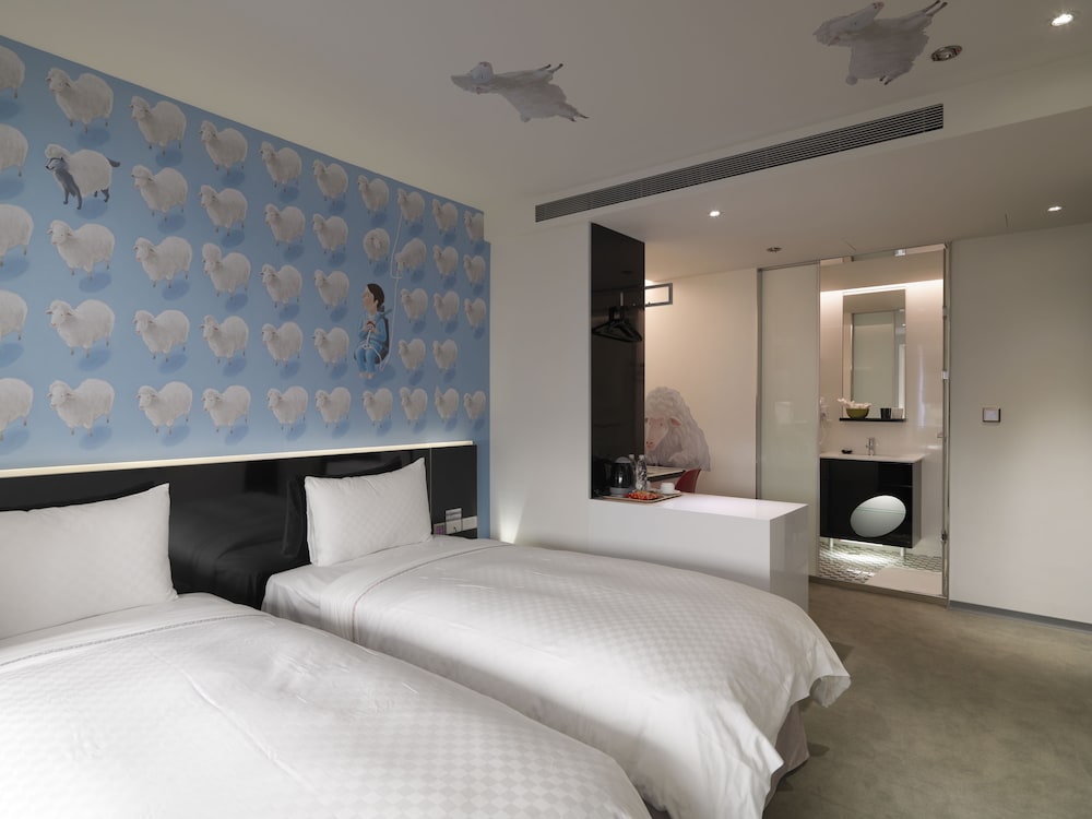 CityInn Hotel Plus Taichung Station Branch 21/73