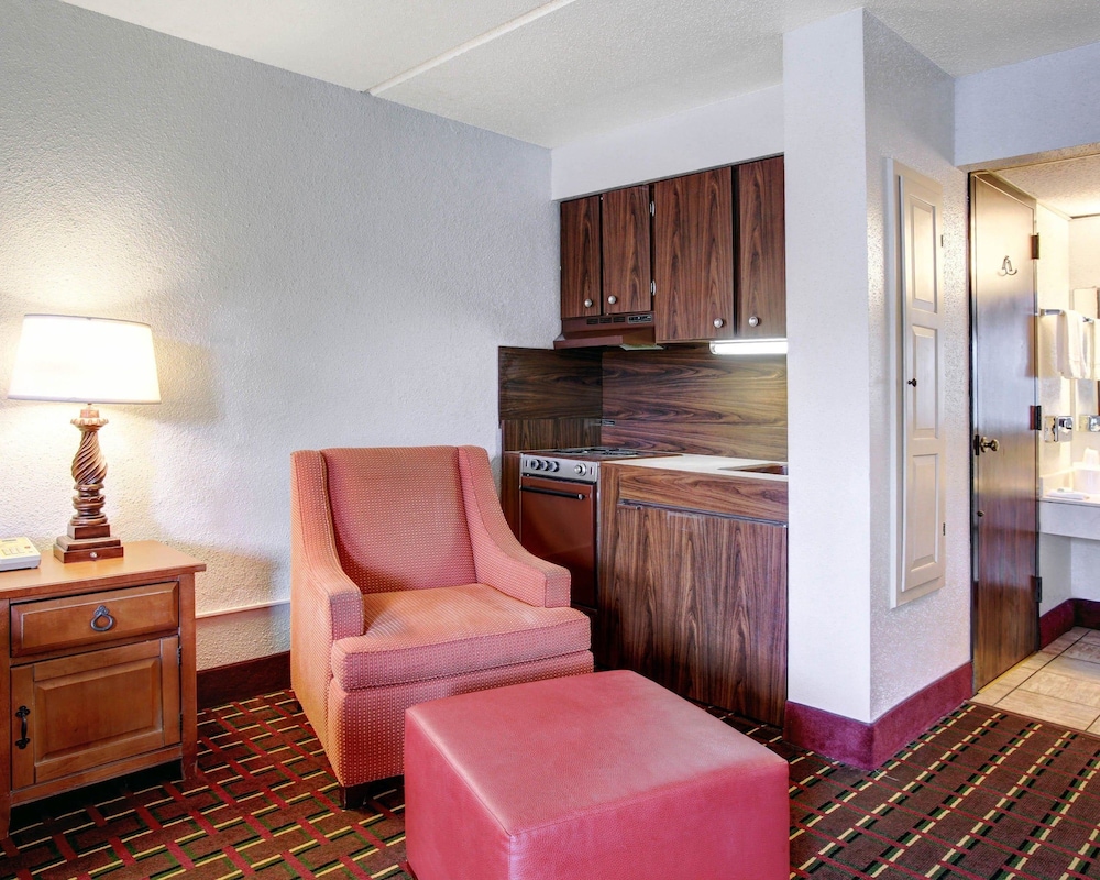 Rodeway Inn New Braunfels - San Antonio Area 29/39