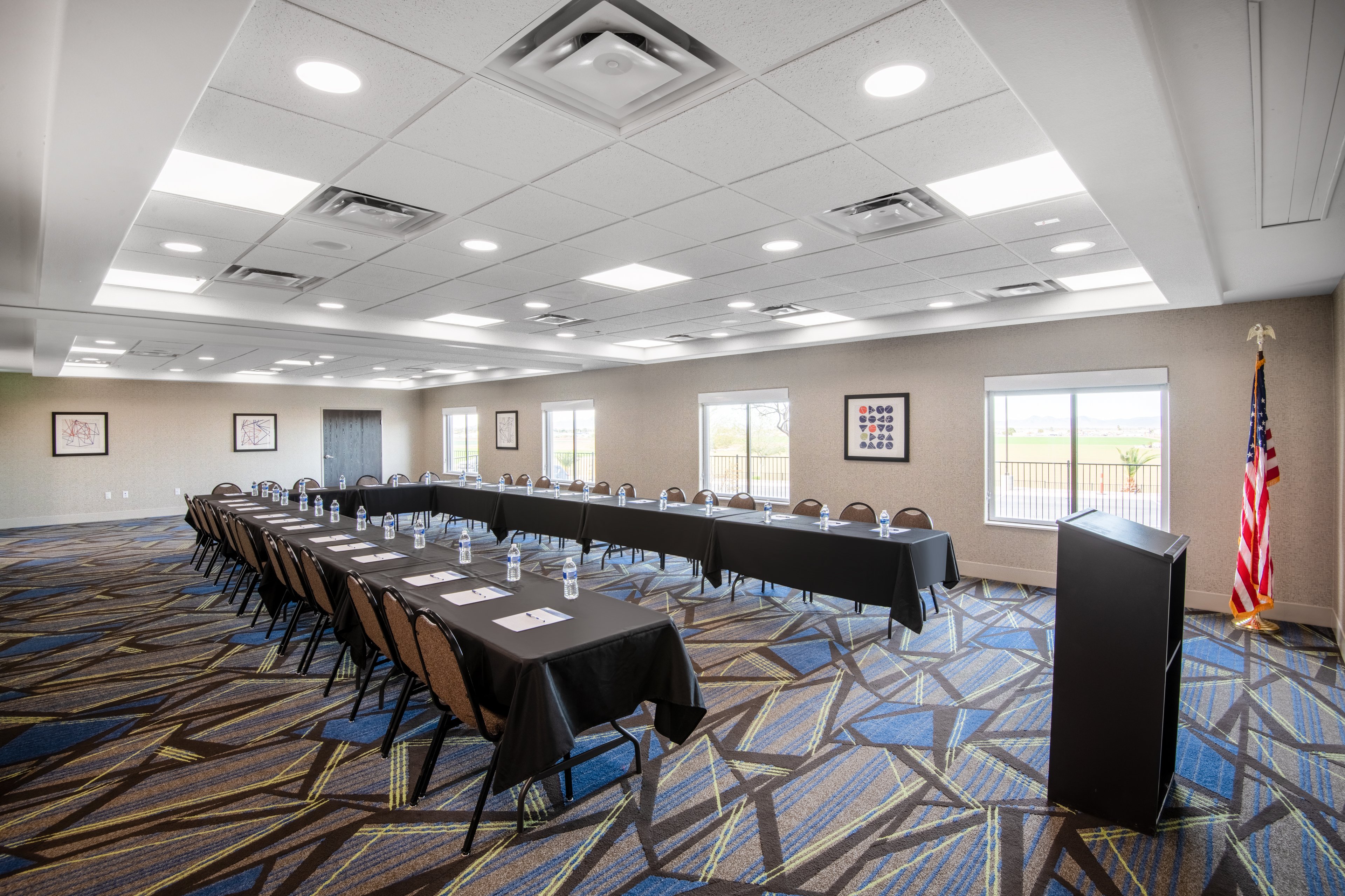 Holiday Inn Express Hotel Suites Yuma 69/79