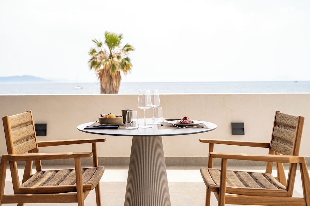 Mosay Kos All Suite Hotel 69/83