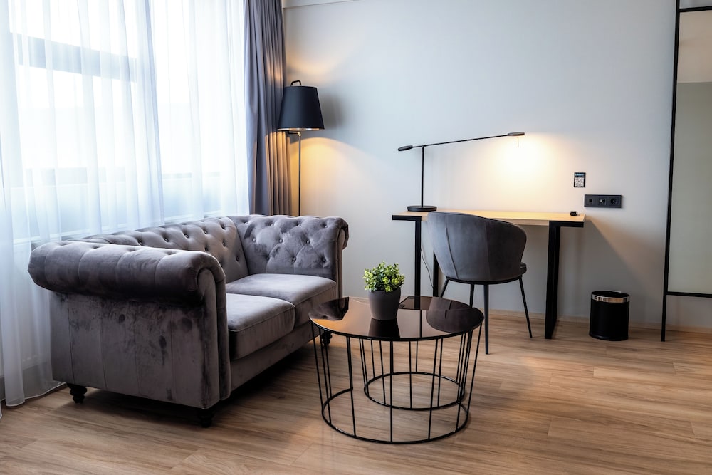 Park Inn By Radisson Reykjavik Keflavik Airport 25/50