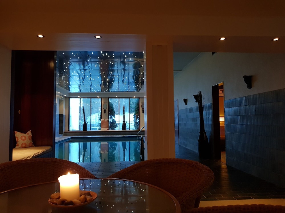 Sanner Hotell 23/50