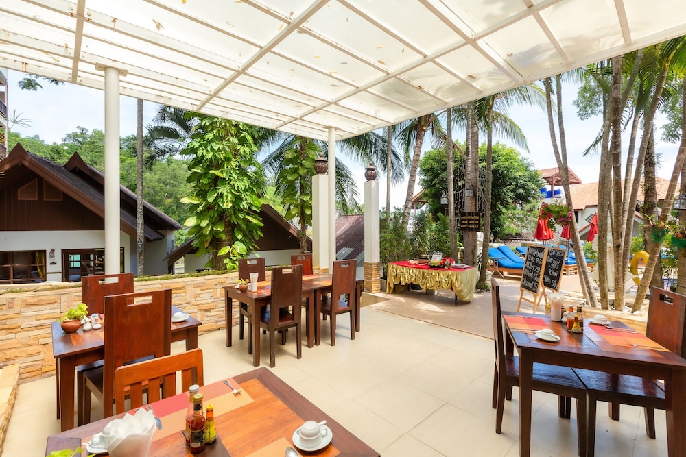 Club Bamboo Boutique Patong Beach Resort 69/85