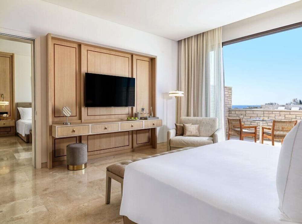 Residence, King Bed, Sofa