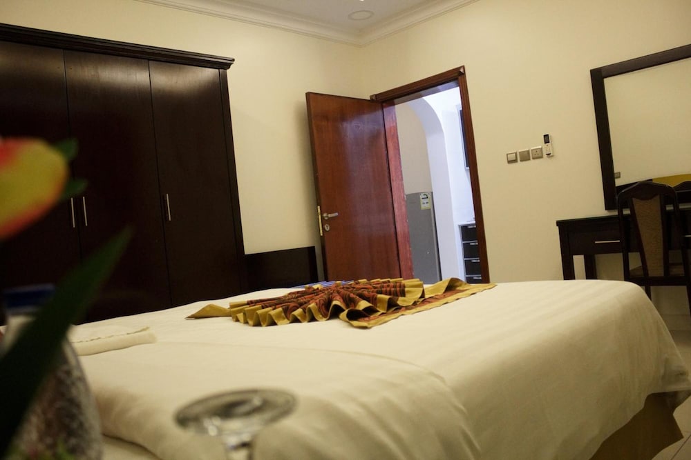 عروس الفيصلية للوحدات السكنية المفروشة(Aros Alfaisaliah Furnished Units) 37/73