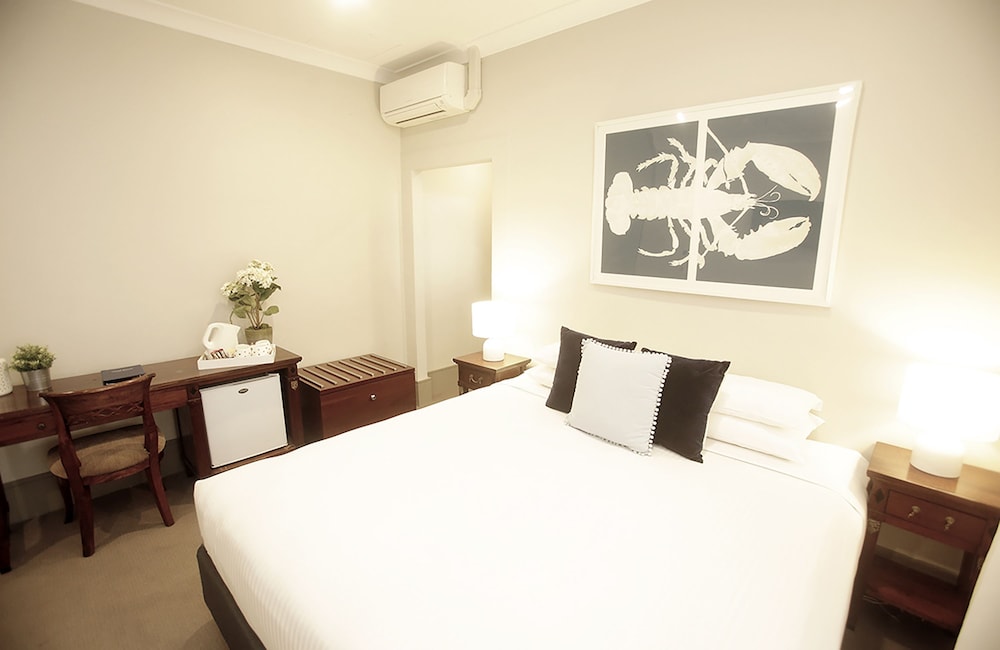 HOTEL BONDI 20/67