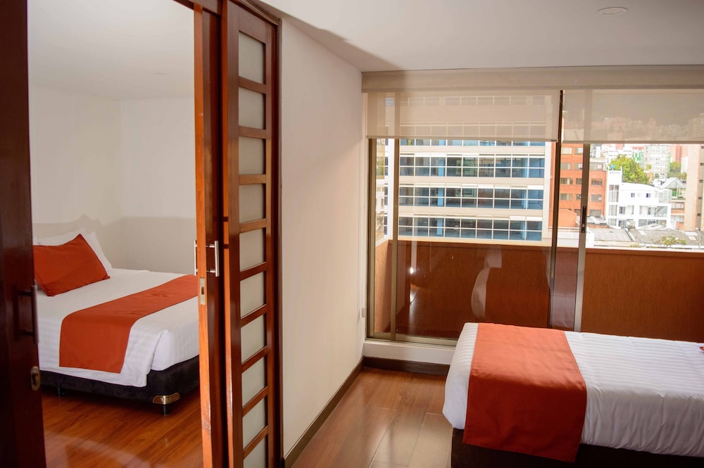 Confort 80 Zona Rosa Hotel 15/70