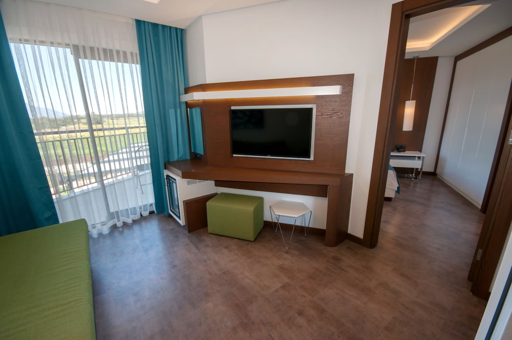 Acroter Hotel & Spa 33/50