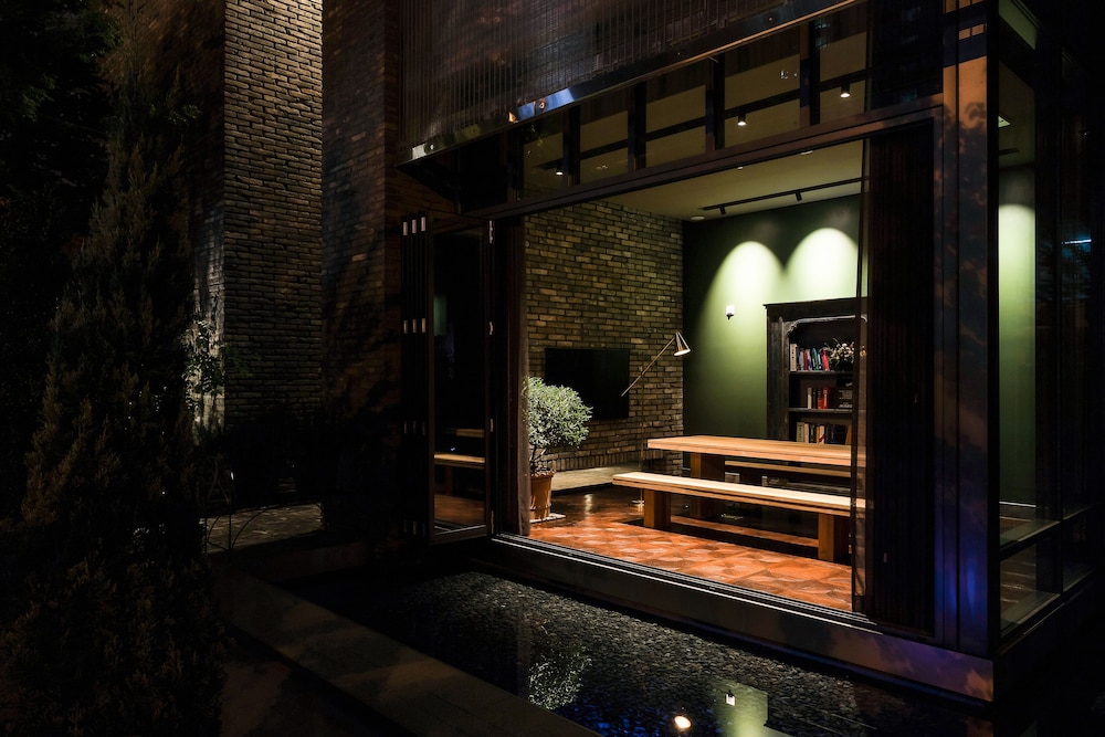 Hotel Museo 37/72