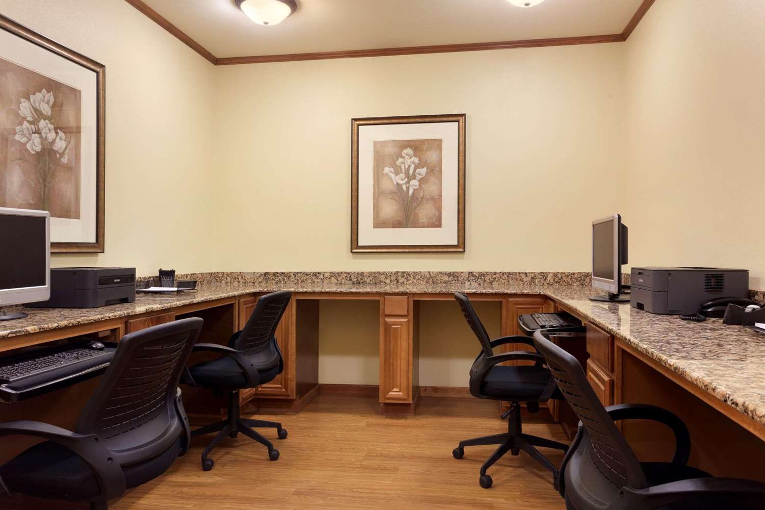 Hotel Pineville & Conference Center Alexandria I-49 6/8