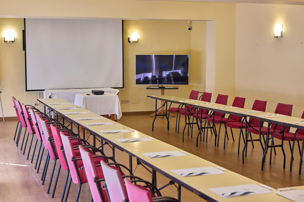 Universal Hotel Neptuno - Adults Only 61/69