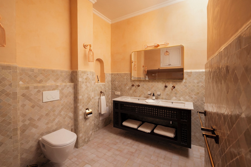 Riad Le Clos Des Arts 70/72