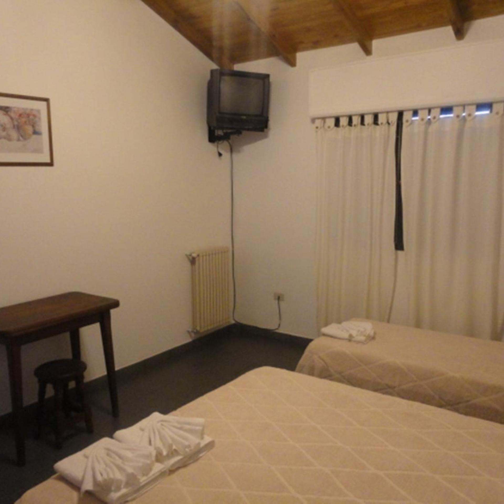 Hotel Lujan 25/41