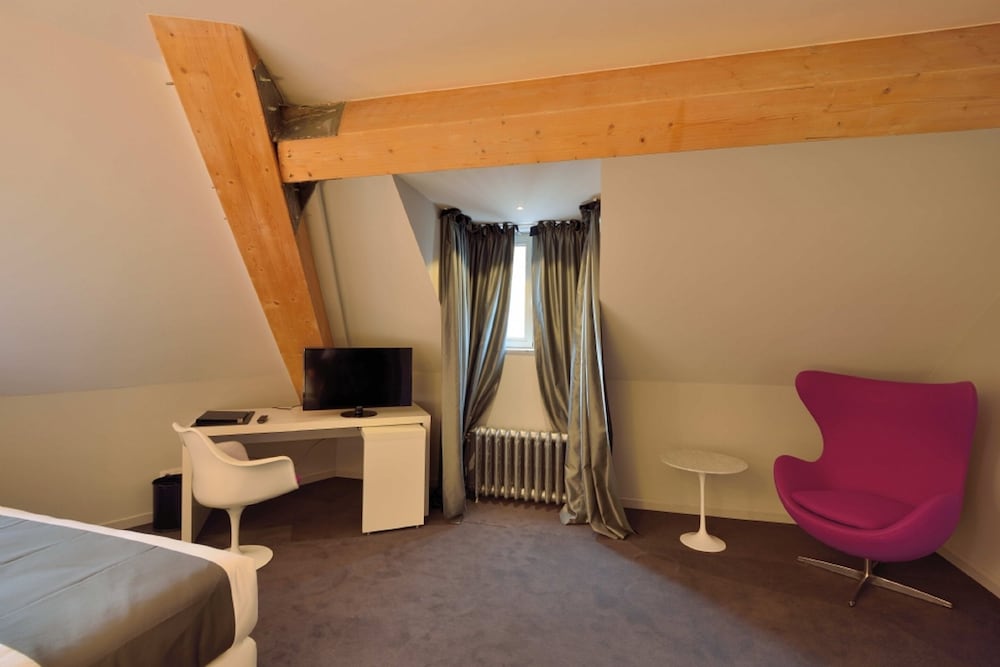 Hotel Retro 16/46