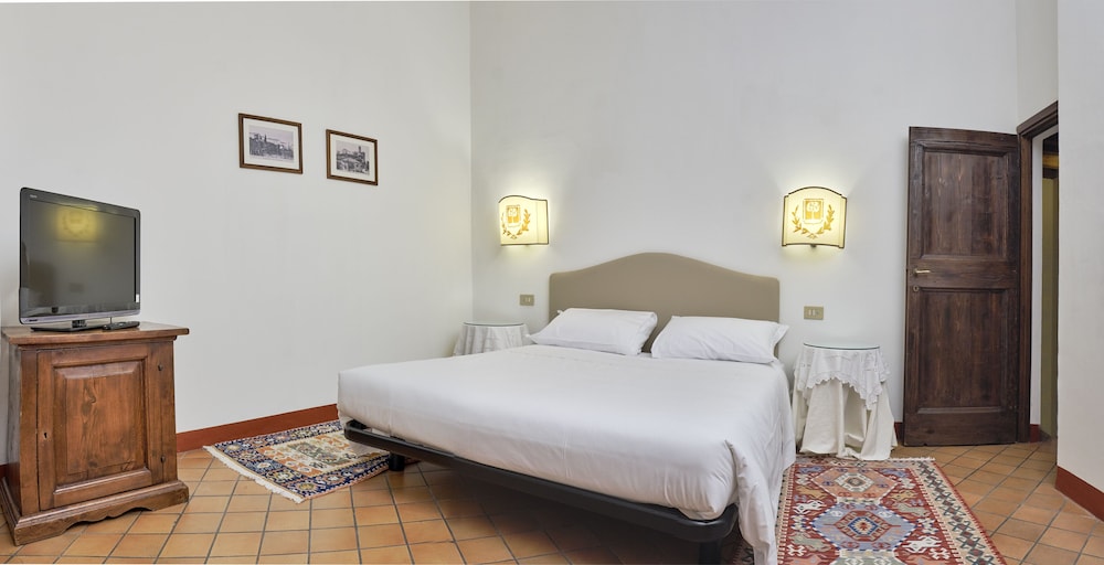 Castello Di Montegridolfo Spa Resort 17/89