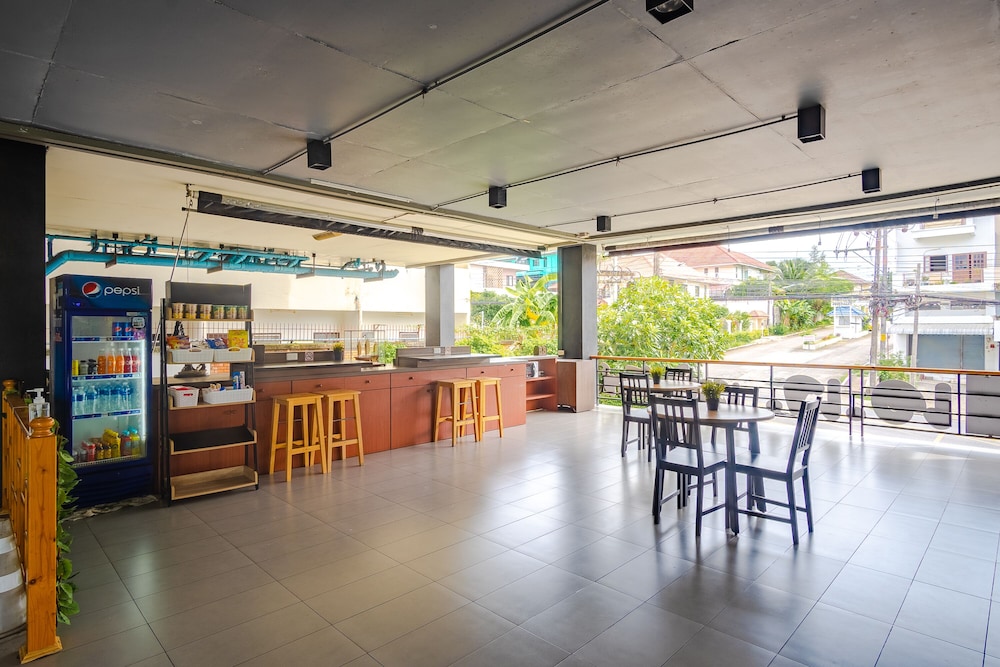Aj Residence 55/66
