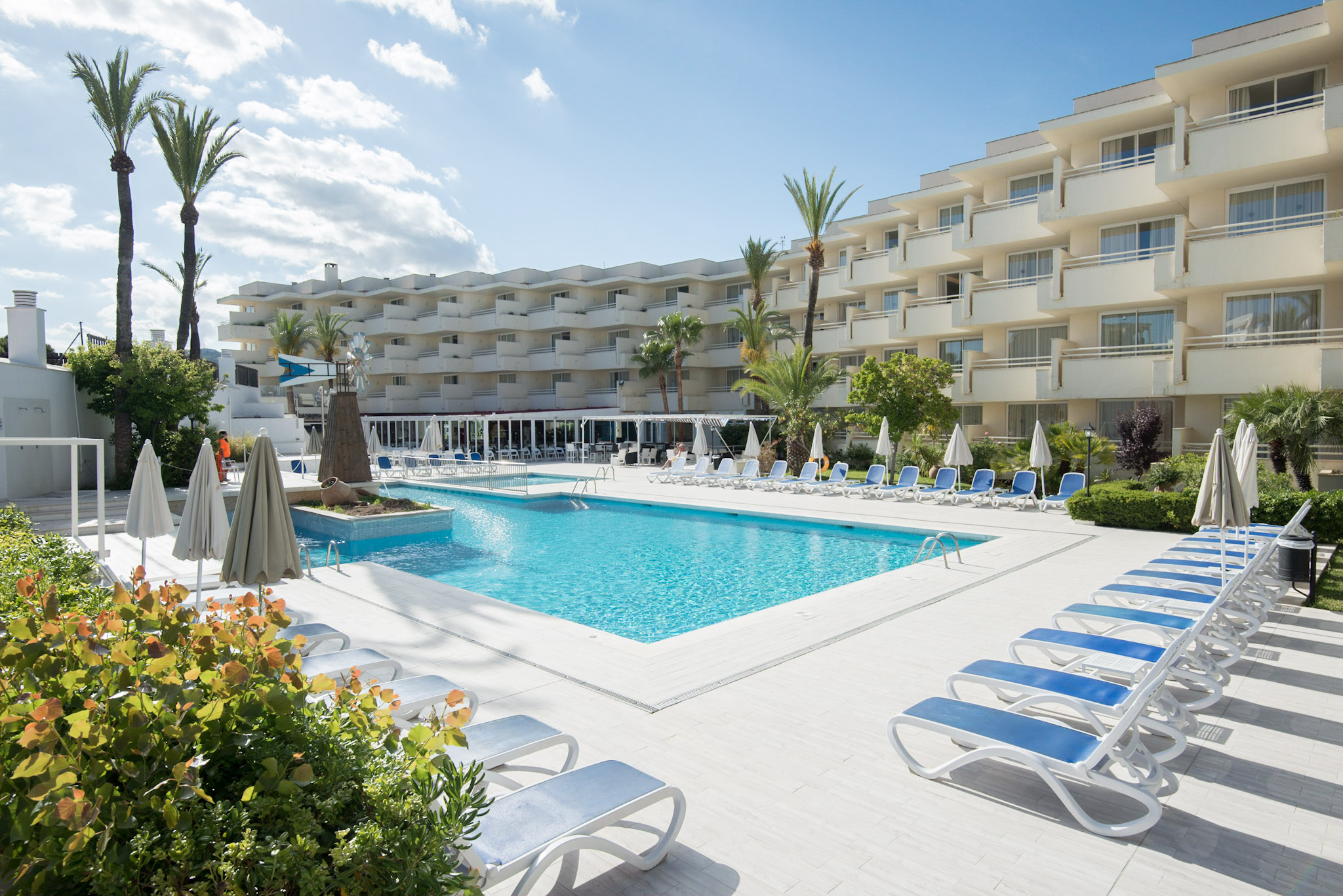 Globales Cala Bona Suites 7/56