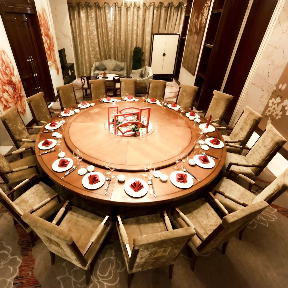 Dongwu New Century Grand Hotel Huzhou 26/31