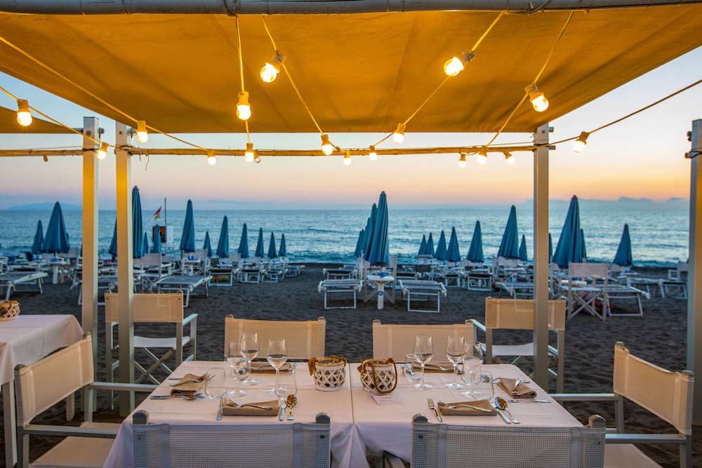 Hotel Stella Marina 40/50