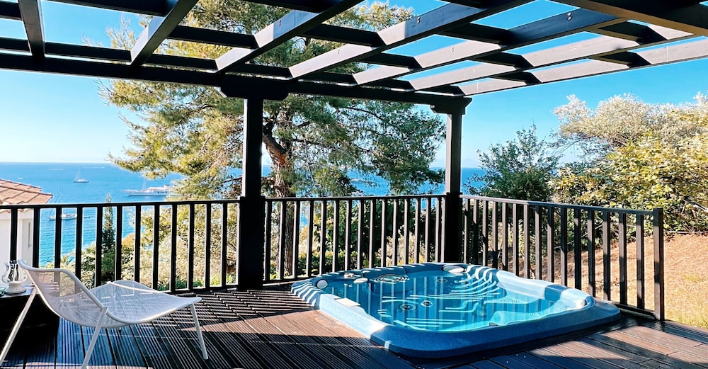 Aegean Suites - Adults Only 2/57