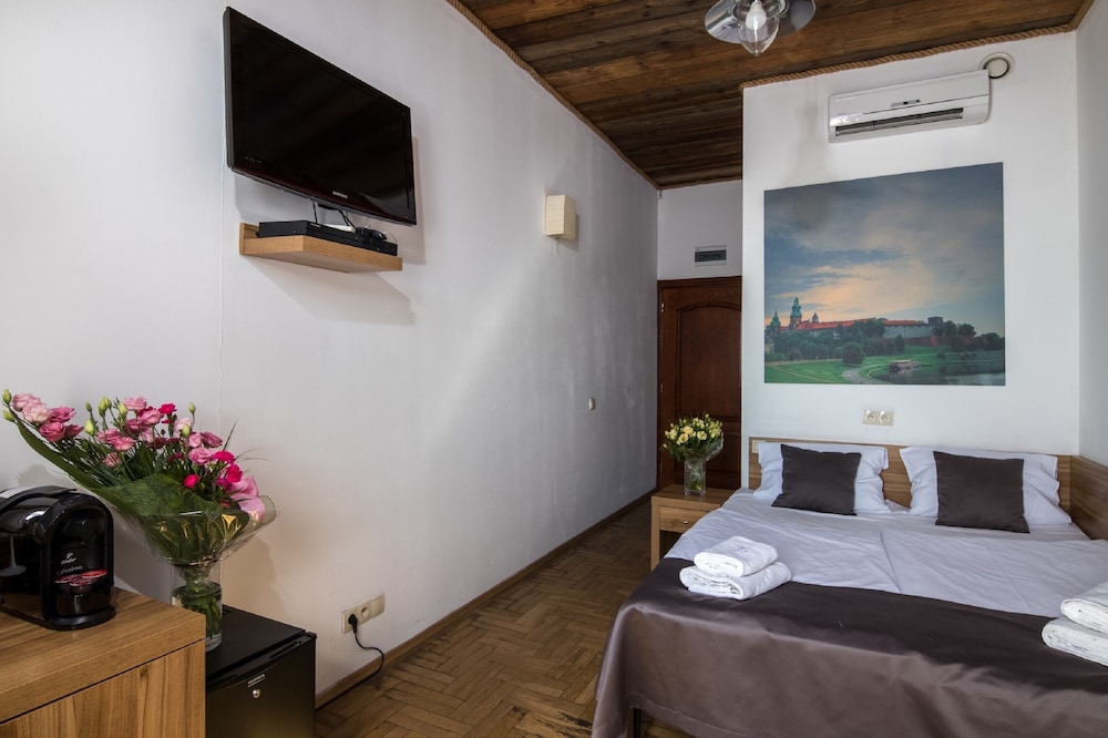 Aparthotel Pergamin 37/56