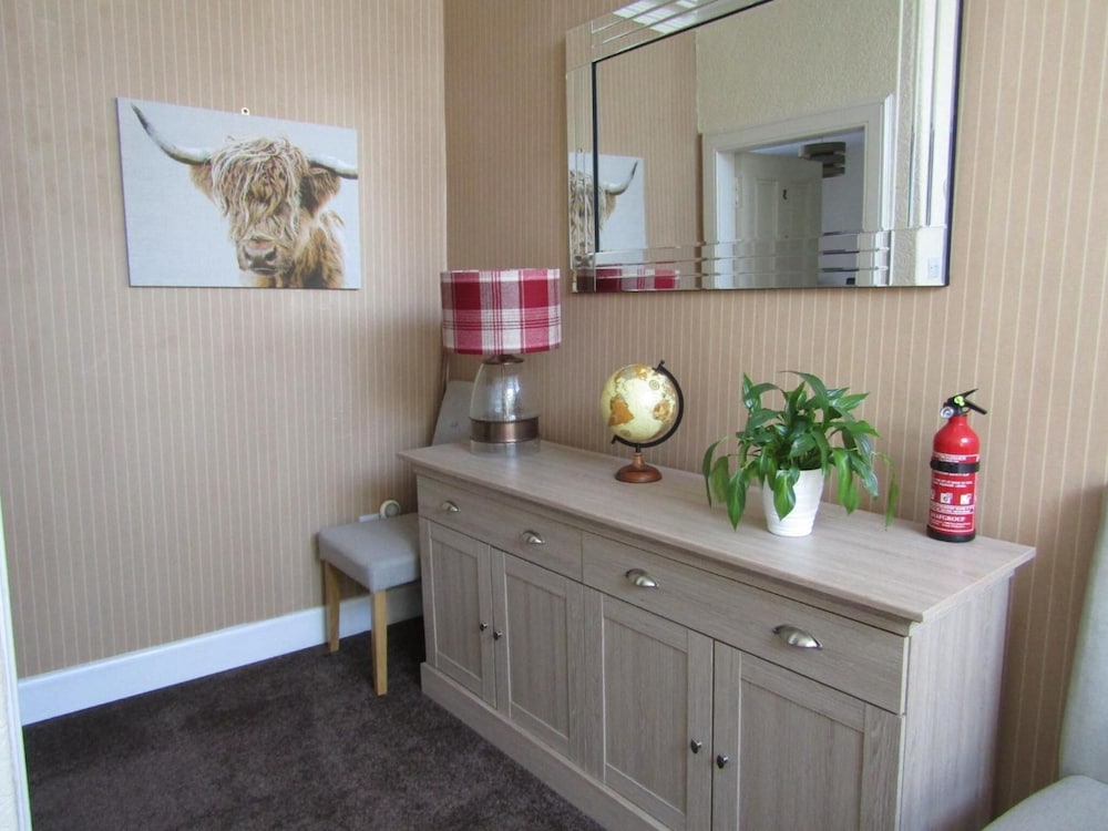 Adelphi Villa 5/39