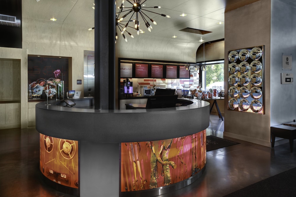 ALOFT RALEIGH DURHAM AIRPORT BRIER CREEK 38/48