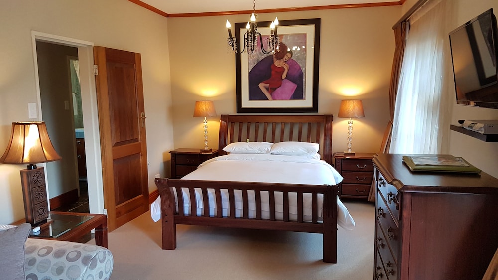 Jubilee Lodge Guest House 7/32