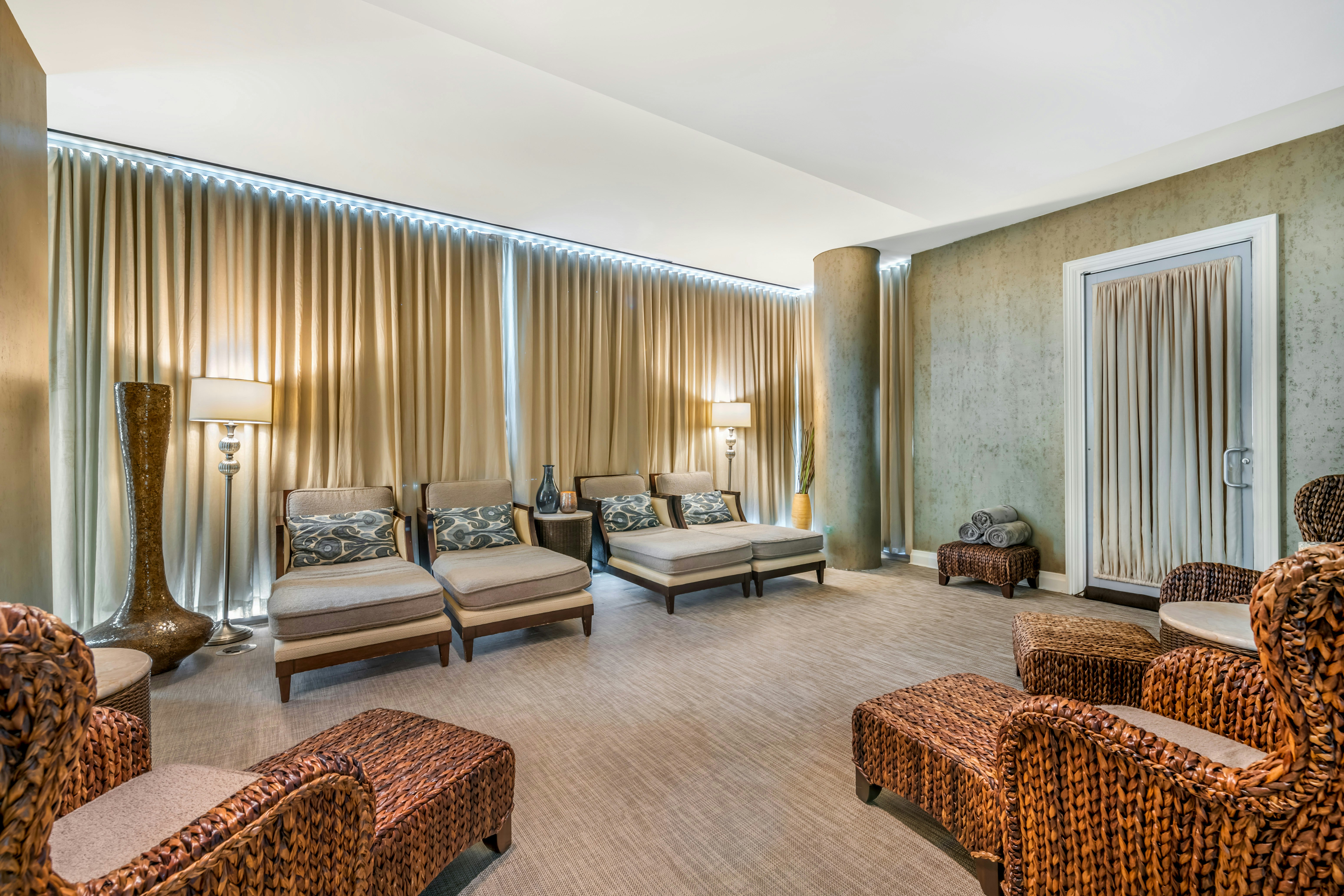 Omni Fort Worth Hotel 30/50