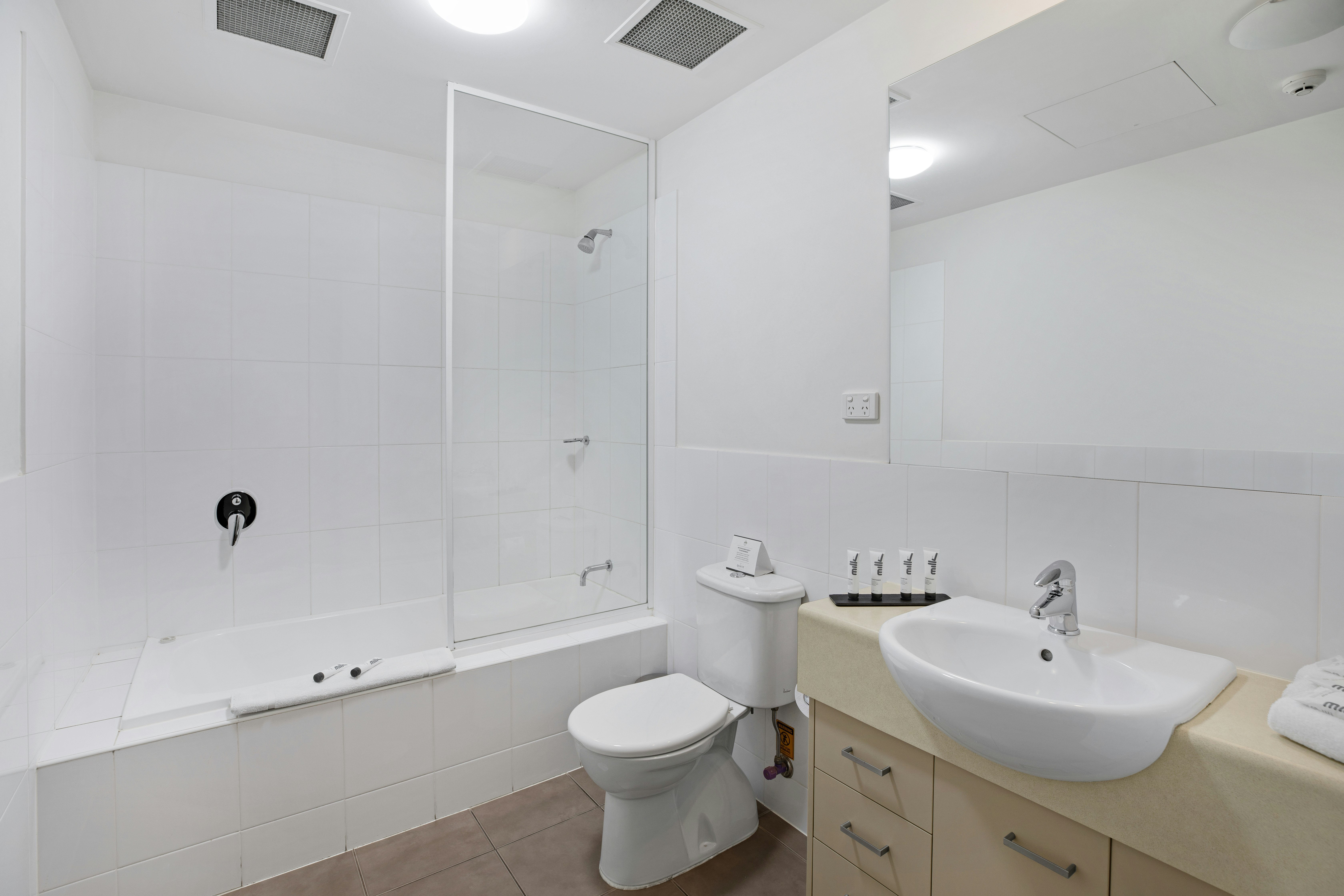 Quest Mawson Lakes 72/78
