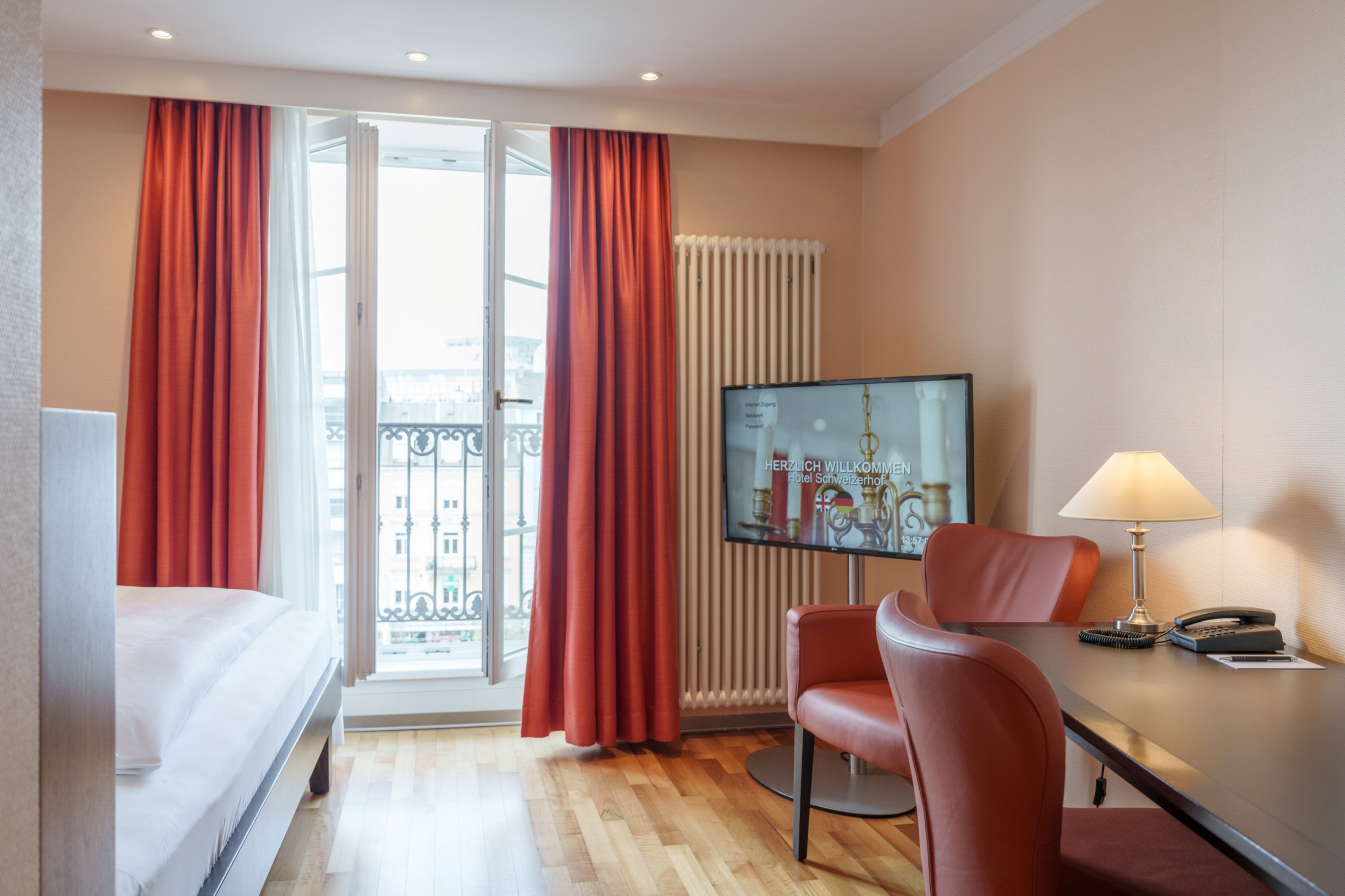 Hotel Schweizerhof Basel 38/48