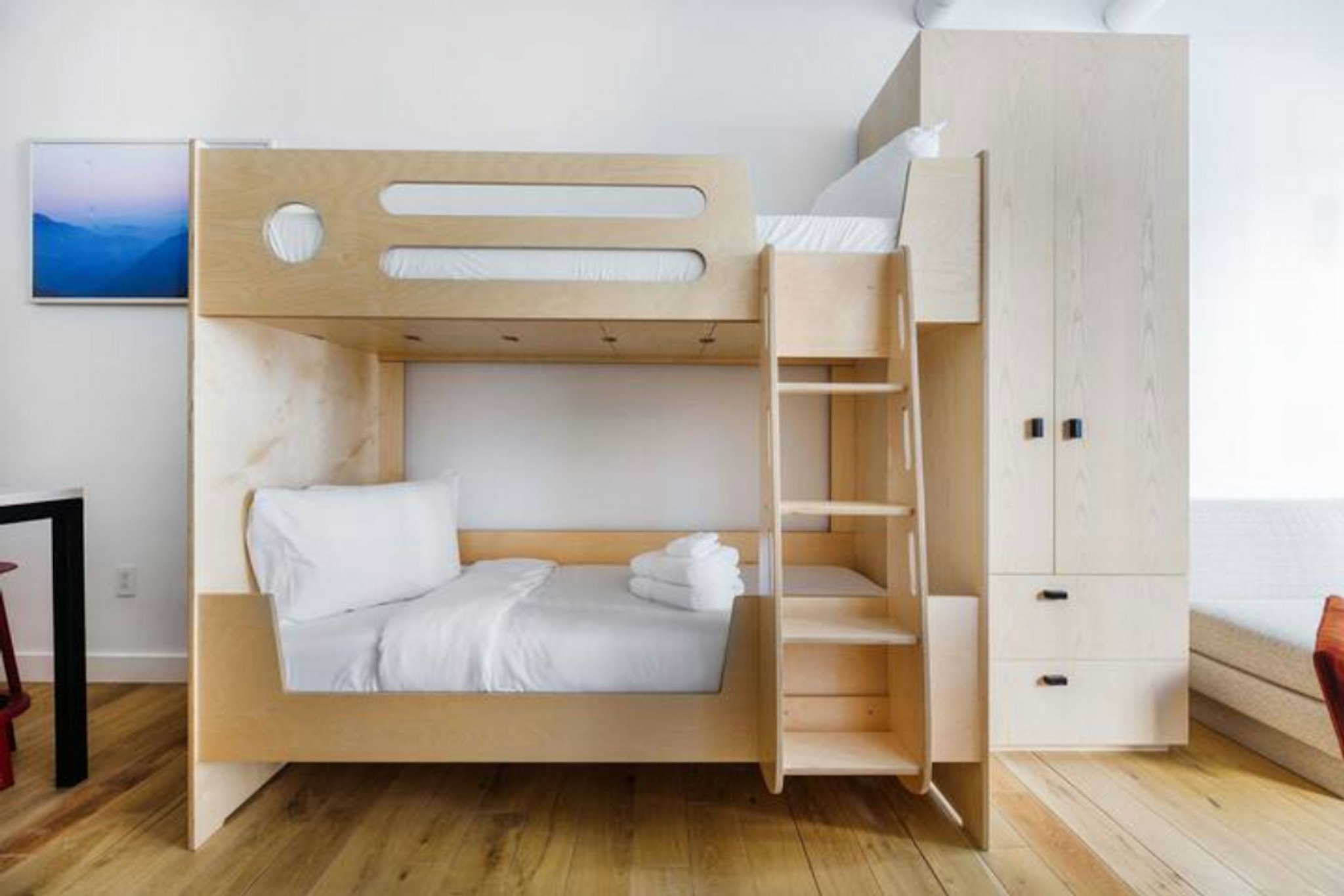 Sky, Studio, Bunk Bed