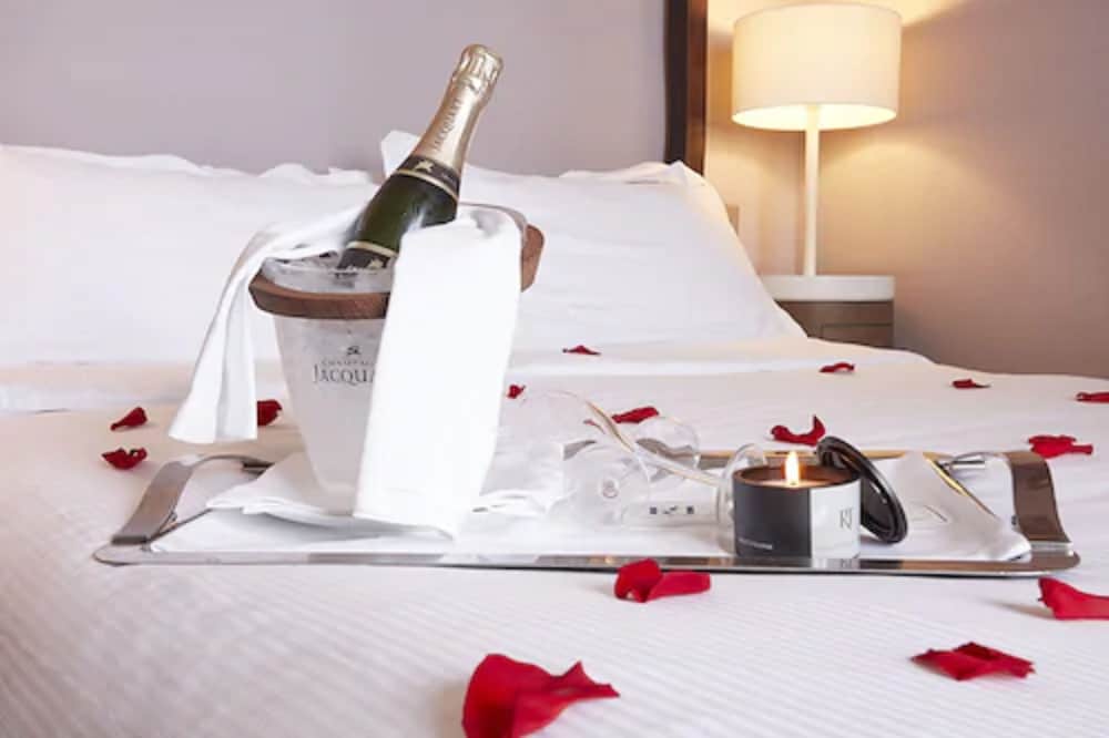 Relais Thalasso Baie De La Baule Chateau Des Tourelles 37/76