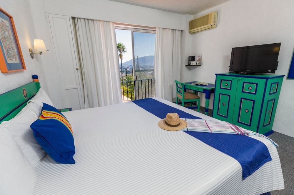 Hotel Victoria Oaxaca 7/50