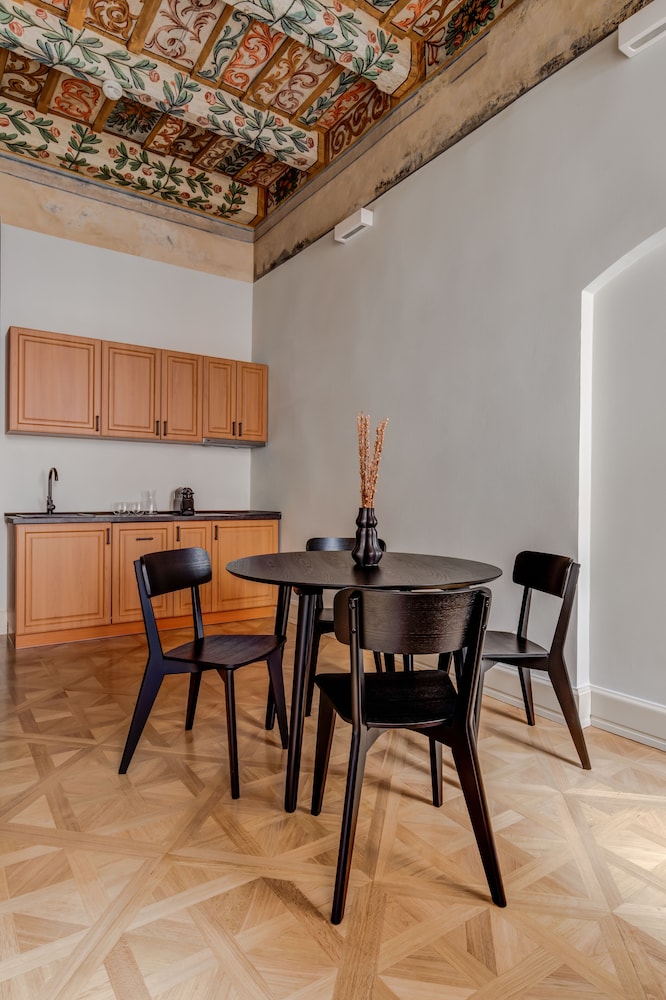 Hostel Santini Prague 9/50