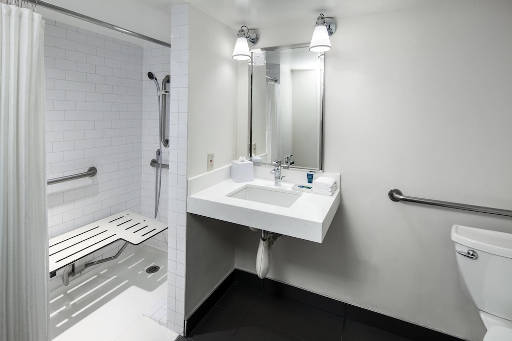 Four Points by Sheraton Los Angeles International Airport 33/33