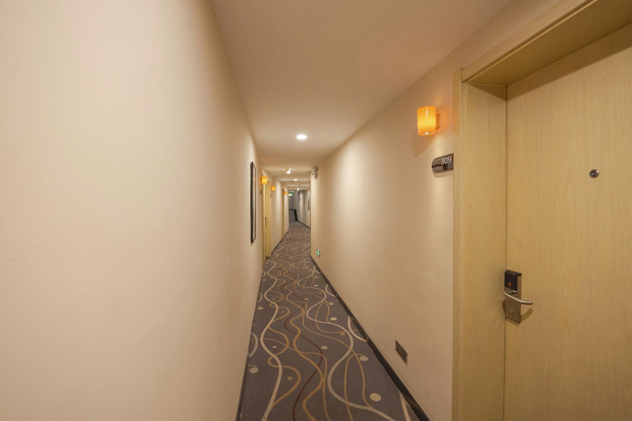 7 デイズ プレミアム 北京天安門広場店 写真3